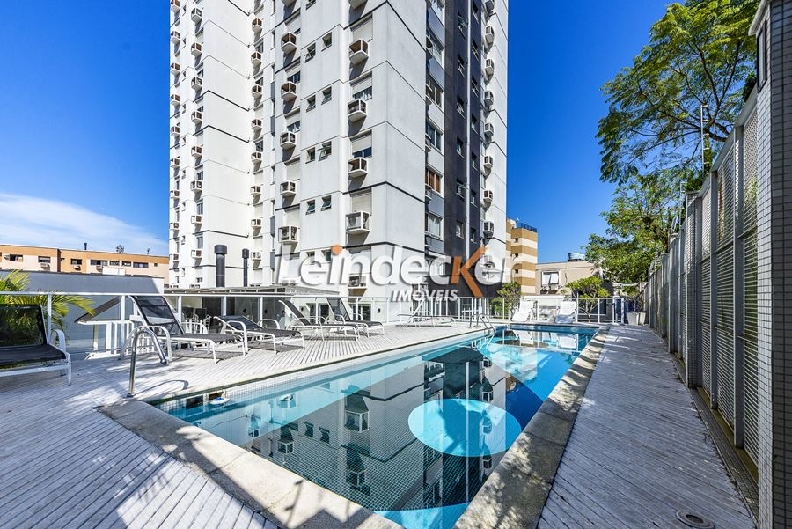 Apartamento para alugar com 65m², 2 dormitórios, 2 vagas no bairro Rio Branco em Porto Alegre