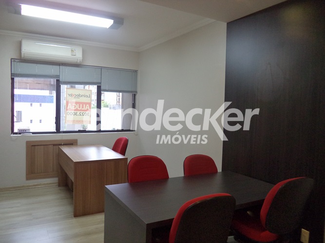 Sala para alugar com 30m², 1 vaga no bairro Petrópolis em Porto Alegre