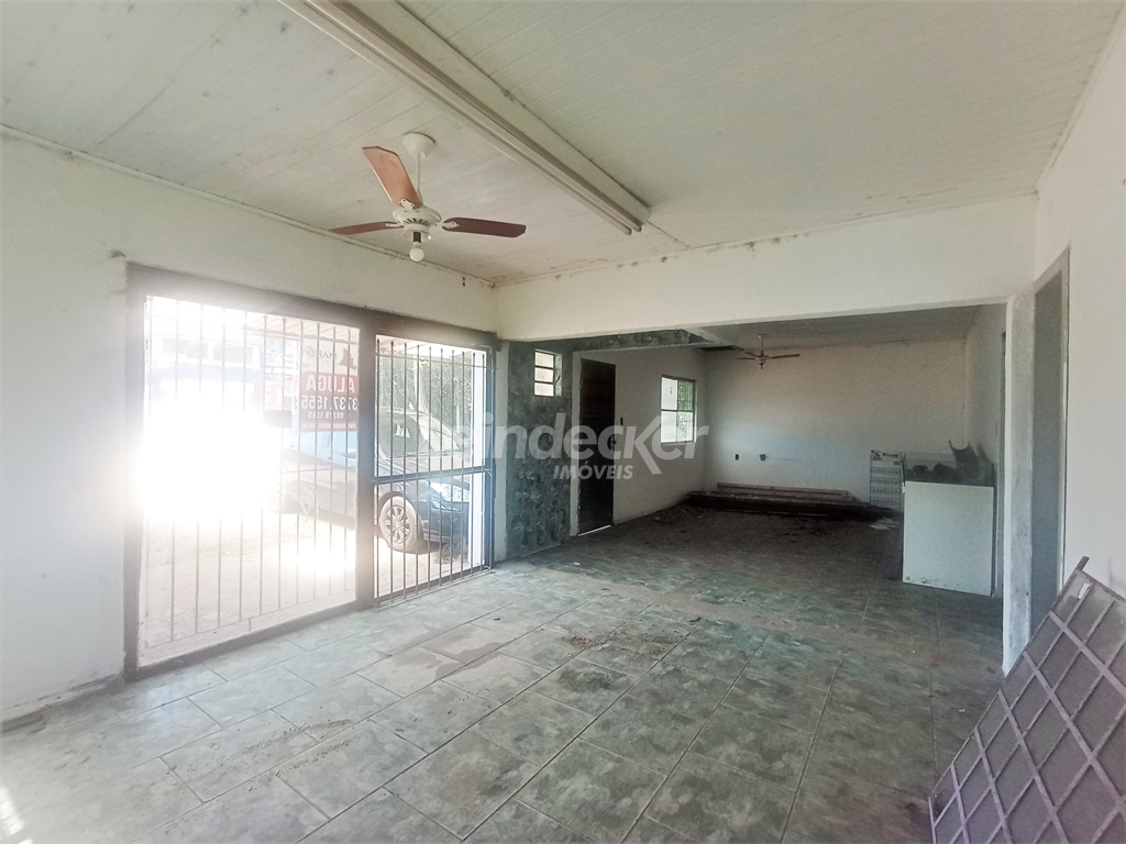 Loja para alugar com 1.200m², 5 vagas no bairro Vila Nova em Porto Alegre