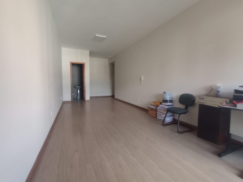 Sala para alugar com 35m² no bairro Auxiliadora em Porto Alegre