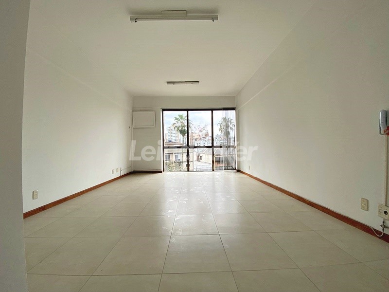 Sala para alugar com 30m² no bairro Petrópolis em Porto Alegre