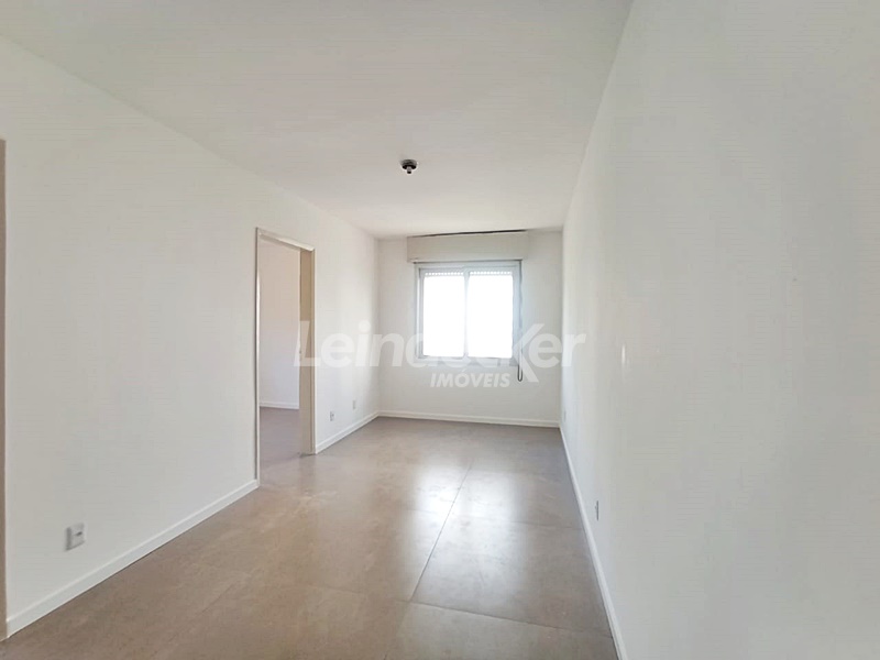 Apartamento para alugar com 58m², 1 dormitório no bairro Vila Ipiranga em Porto Alegre