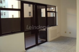 Sala para alugar com 40m² no bairro Independência em Porto Alegre - Foto 4