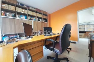 Sala para alugar com 37m² no bairro Petrópolis em Porto Alegre - Foto 2