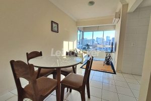 Apartamento para alugar com 77m², 1 dormitório, 1 vaga no bairro Bom Fim em Porto Alegre - Foto 1