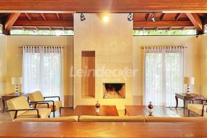 Apartamento para alugar com 57m², 1 dormitório, 1 vaga no bairro Três Figueiras em Porto Alegre - Foto 22