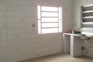 Casa Comercial para alugar com 110m², 2 dormitórios, 10 vagas no bairro Passo d'Areia em Porto Alegre - Foto 2