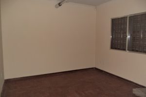 Casa Comercial para alugar com 110m², 2 dormitórios, 10 vagas no bairro Passo d'Areia em Porto Alegre - Foto 10