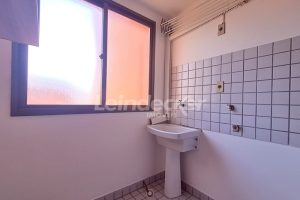 Apartamento para alugar com 73m², 3 dormitórios, 2 vagas no bairro Chácara das Pedras em Porto Alegre - Foto 8