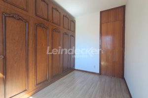 Apartamento para alugar com 73m², 3 dormitórios, 2 vagas no bairro Chácara das Pedras em Porto Alegre - Foto 12