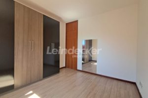 Apartamento para alugar com 73m², 3 dormitórios, 2 vagas no bairro Chácara das Pedras em Porto Alegre - Foto 14