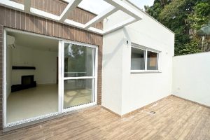 Casa em Condomínio para alugar com 272m², 3 dormitórios, 3 vagas no bairro Praia de Belas em Porto Alegre - Foto 22