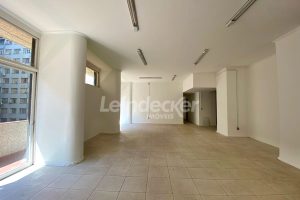 Conjunto para alugar com 821m² no bairro Centro em Porto Alegre - Foto 13