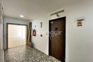 Conjunto para alugar com 821m² no bairro Centro em Porto Alegre - Foto 14