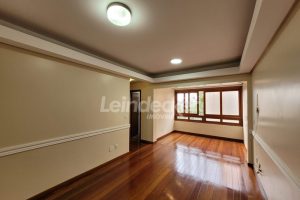Apartamento para alugar com 72m², 2 dormitórios, 1 vaga no bairro Petrópolis em Porto Alegre - Foto 1