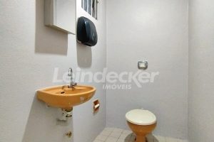 Sala para alugar com 40m² no bairro Navegantes em Porto Alegre - Foto 6