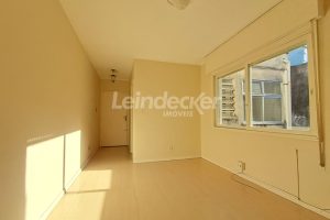 Apartamento para alugar com 70m², 2 dormitórios, 1 vaga no bairro Petrópolis em Porto Alegre - Foto 3