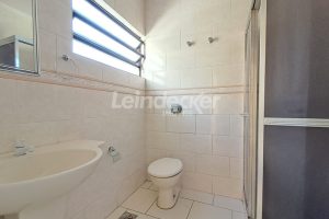 Apartamento para alugar com 70m², 2 dormitórios, 1 vaga no bairro Petrópolis em Porto Alegre - Foto 4