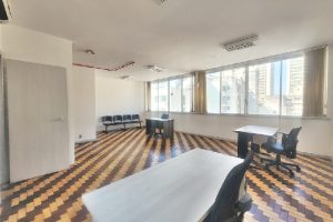 Sala para alugar com 47m² no bairro Centro em Porto Alegre - Foto 4