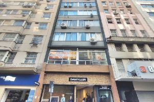Sala para alugar com 47m² no bairro Centro em Porto Alegre - Foto 11