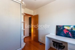 Apartamento para alugar com 110m², 3 dormitórios, 1 vaga no bairro Menino Deus em Porto Alegre - Foto 6