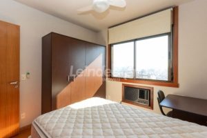 Apartamento para alugar com 110m², 3 dormitórios, 1 vaga no bairro Menino Deus em Porto Alegre - Foto 23