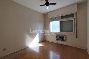 Apartamento para alugar com 130m², 3 dormitórios, 1 vaga no bairro Petrópolis em Porto Alegre - Foto 11