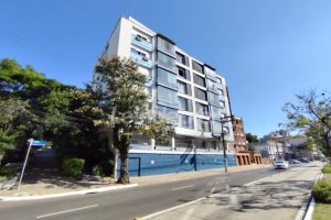 Apartamento para alugar com 130m², 3 dormitórios, 1 vaga no bairro Petrópolis em Porto Alegre - Foto 25