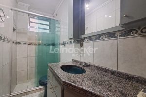 Apartamento para alugar com 86m², 2 dormitórios, 2 vagas no bairro Jardim Botânico em Porto Alegre - Foto 10