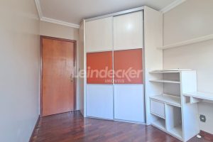 Apartamento para alugar com 86m², 2 dormitórios, 2 vagas no bairro Jardim Botânico em Porto Alegre - Foto 18