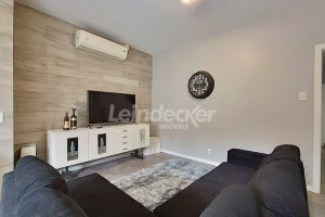 Casa para alugar com 223m², 2 dormitórios, 3 vagas no bairro Três Figueiras em Porto Alegre - Foto 2