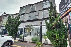 Loja para alugar com 140m², 1 vaga no bairro Vila Jardim em Porto Alegre - Foto 17