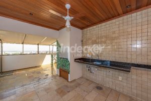 Cobertura para alugar com 302m², 4 dormitórios, 3 vagas no bairro Menino Deus em Porto Alegre - Foto 17