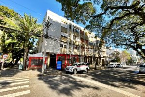 Apartamento para alugar com 60m², 2 dormitórios no bairro Jardim Botânico em Porto Alegre - Foto 11
