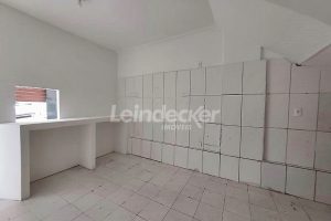 Loja para alugar com 56m² no bairro Floresta em Porto Alegre - Foto 4