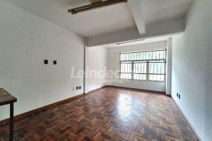 Loja para alugar com 56m² no bairro Floresta em Porto Alegre - Foto 9