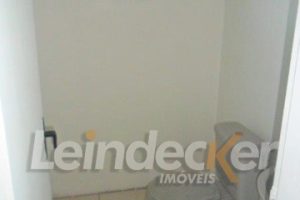 Casa Comercial para alugar com 250m² no bairro Santa Cecilia em Porto Alegre - Foto 13