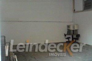 Casa Comercial para alugar com 250m² no bairro Santa Cecilia em Porto Alegre - Foto 16