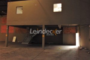 Depósito para alugar com 1.312m² no bairro Navegantes em Porto Alegre - Foto 5