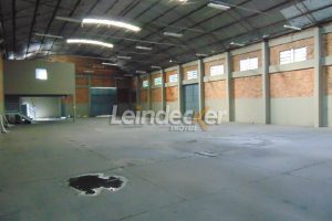 Depósito para alugar com 1.312m² no bairro Navegantes em Porto Alegre - Foto 12