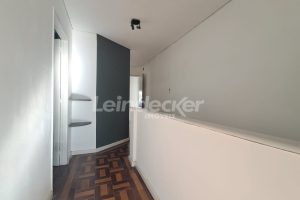 Casa para alugar com 75m², 2 dormitórios no bairro Floresta em Porto Alegre - Foto 4