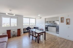 Apartamento para alugar com 72m², 2 dormitórios, 2 vagas no bairro Higienópolis em Porto Alegre - Foto 2