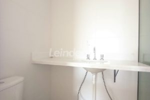 Apartamento para alugar com 62m², 2 dormitórios, 1 vaga no bairro Jardim do Salso em Porto Alegre - Foto 11