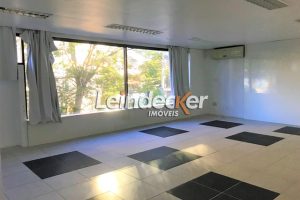 Conjunto para alugar com 200m² no bairro Rio Branco em Porto Alegre - Foto 12