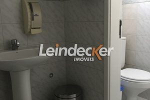 Conjunto para alugar com 200m² no bairro Rio Branco em Porto Alegre - Foto 17