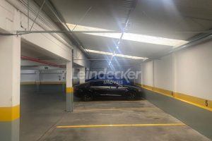 Box para alugar com 12m² no bairro Vila Jardim em Porto Alegre - Foto 3