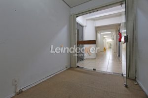 Sala para alugar com 75m² no bairro Centro em Porto Alegre - Foto 3