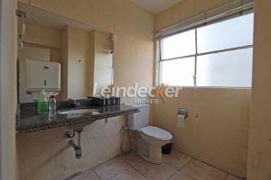 Sala para alugar com 75m² no bairro Centro em Porto Alegre - Foto 15