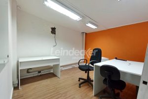 Prédio para alugar com 600m², 1 vaga no bairro Petrópolis em Porto Alegre - Foto 6