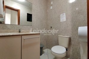 Prédio para alugar com 600m², 1 vaga no bairro Petrópolis em Porto Alegre - Foto 19